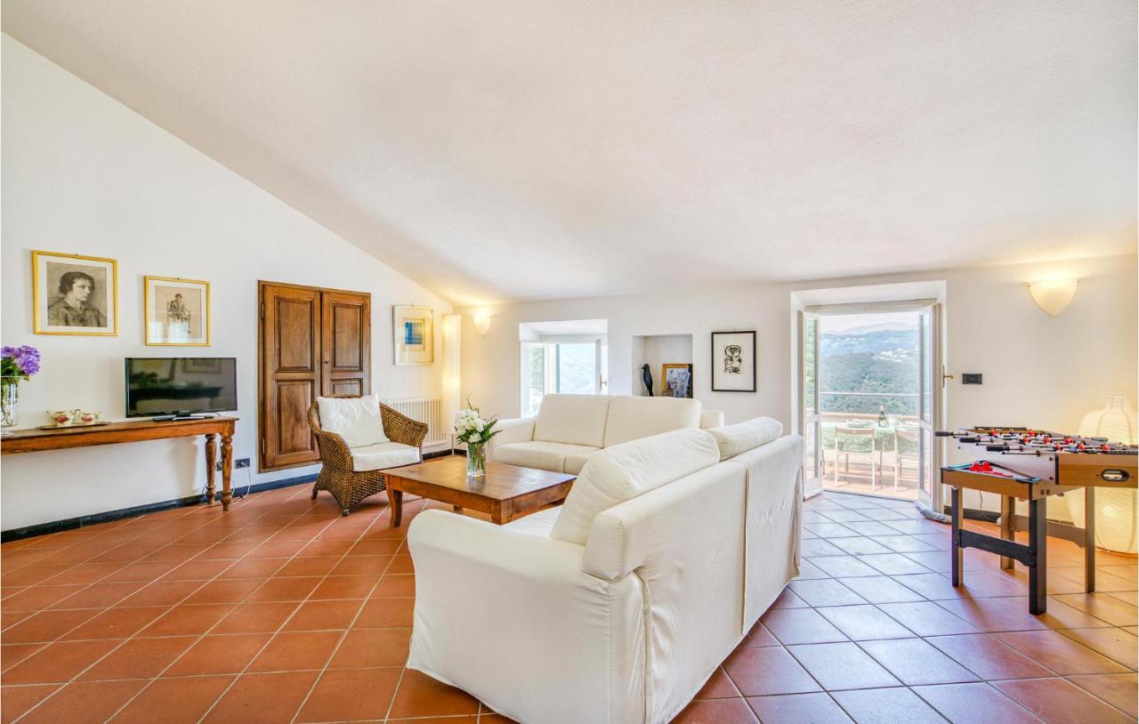 Awesome Home In Moneglia With Kitchen المظهر الخارجي الصورة
